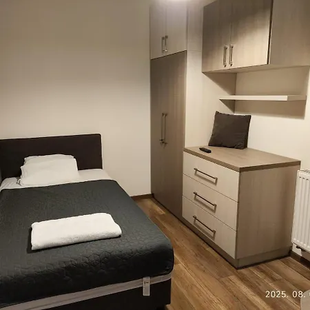 2 Rooms, Living With Elevator Apartment Szeged